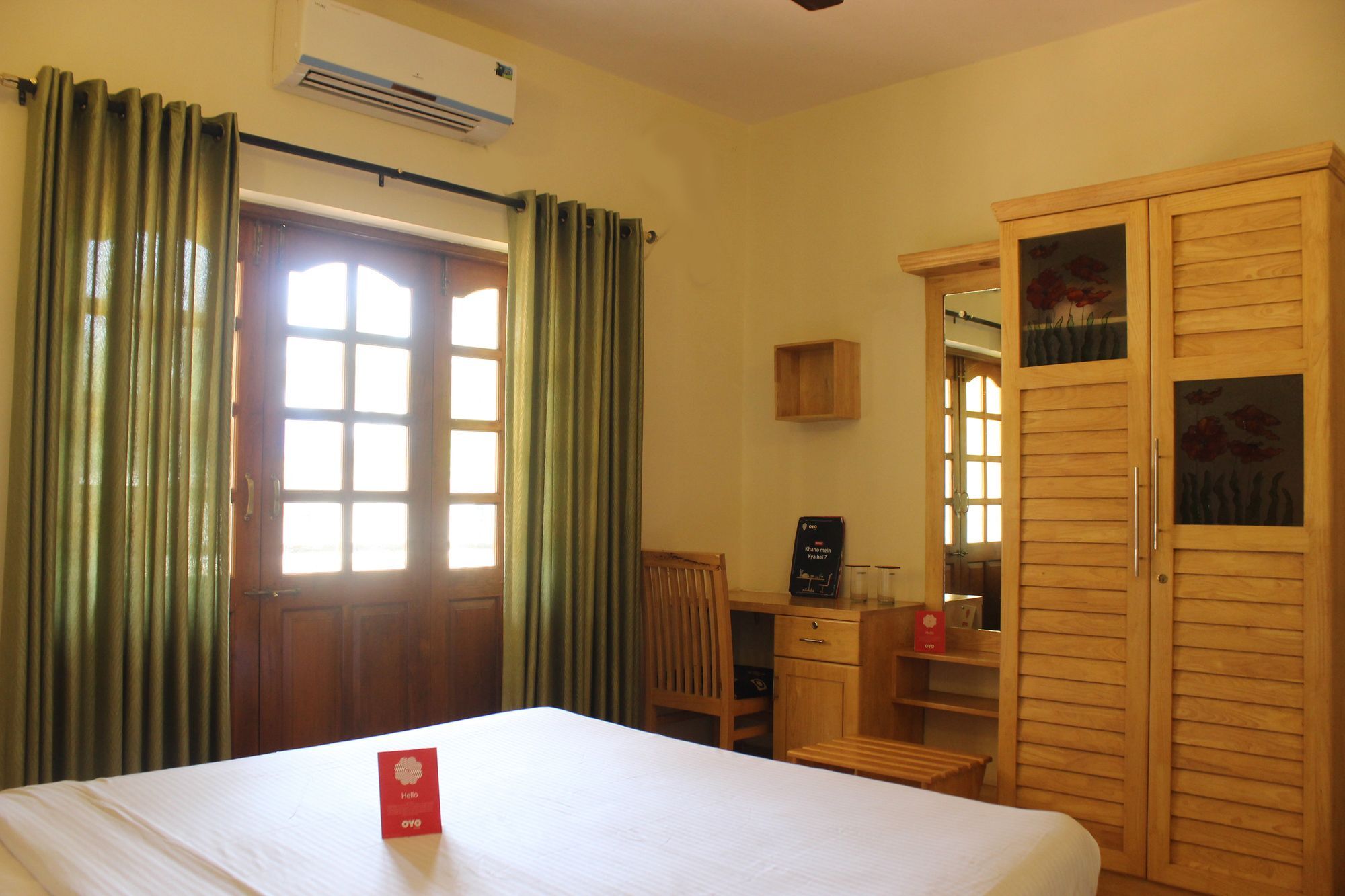 Oyo 7333 V Palms Hotel Candolim Eksteriør billede